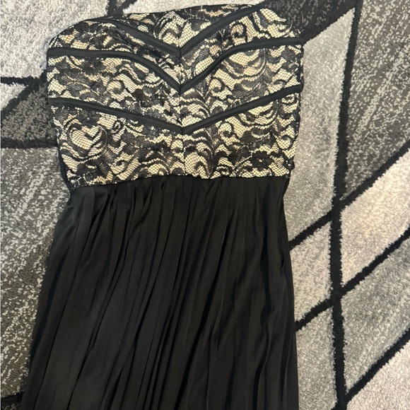 ALO Yoga Black Strapless Lace Bodice Maxi Dress with Sheer Skirt - Picture 4 of 5